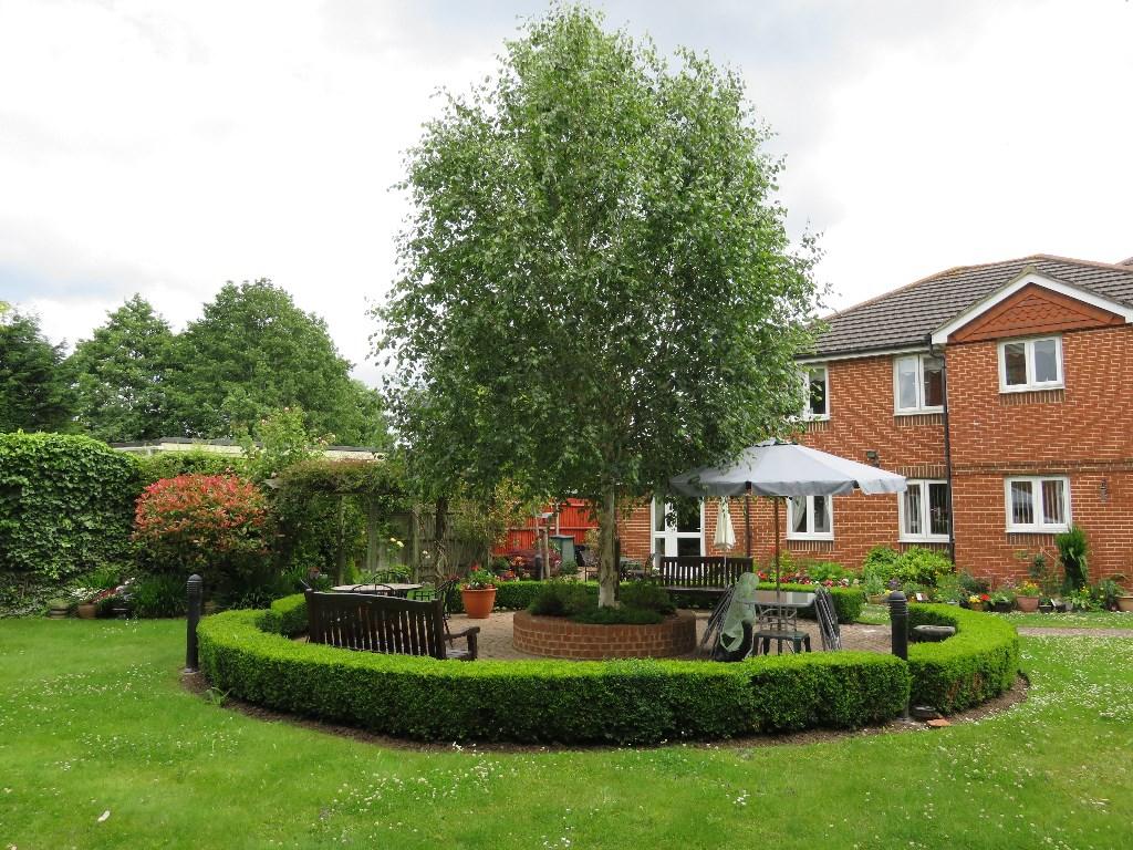 Warner Court, Sandhurst Retirement Home GU47 0PH