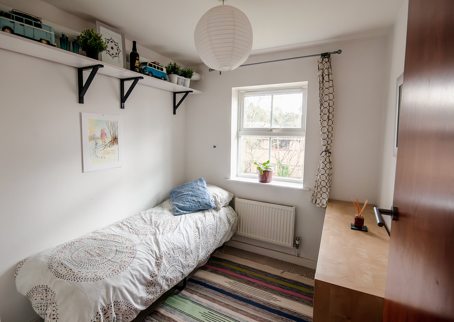 St Francis Close Crowthorne RG45 6DF - Spacious 3 Bed Flat